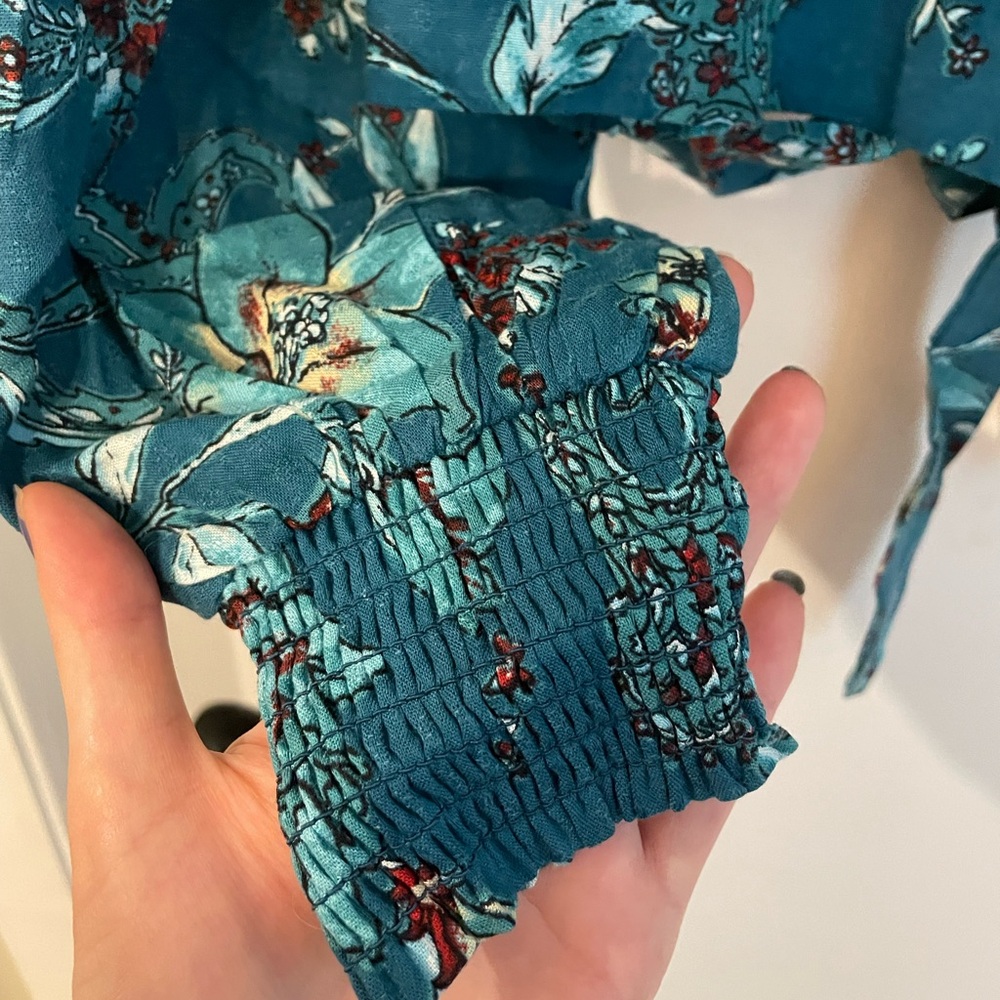 NWT Band of the Free Sybille Deep Teal Floral Wrap Crossover Crop Top Medium - Picture 5 of 7